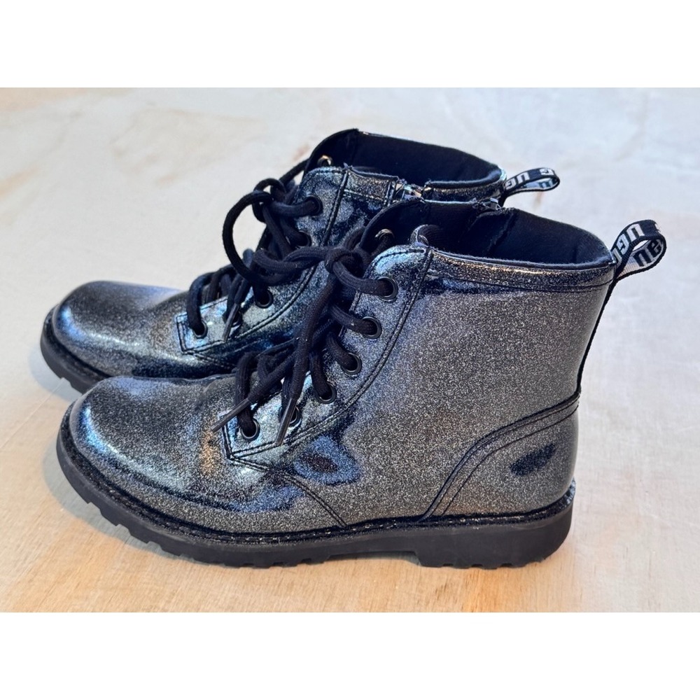 UGG Ryann Boot for Kids - Black Glittery Patent Girls Boots, US 4 SOLD OUT!